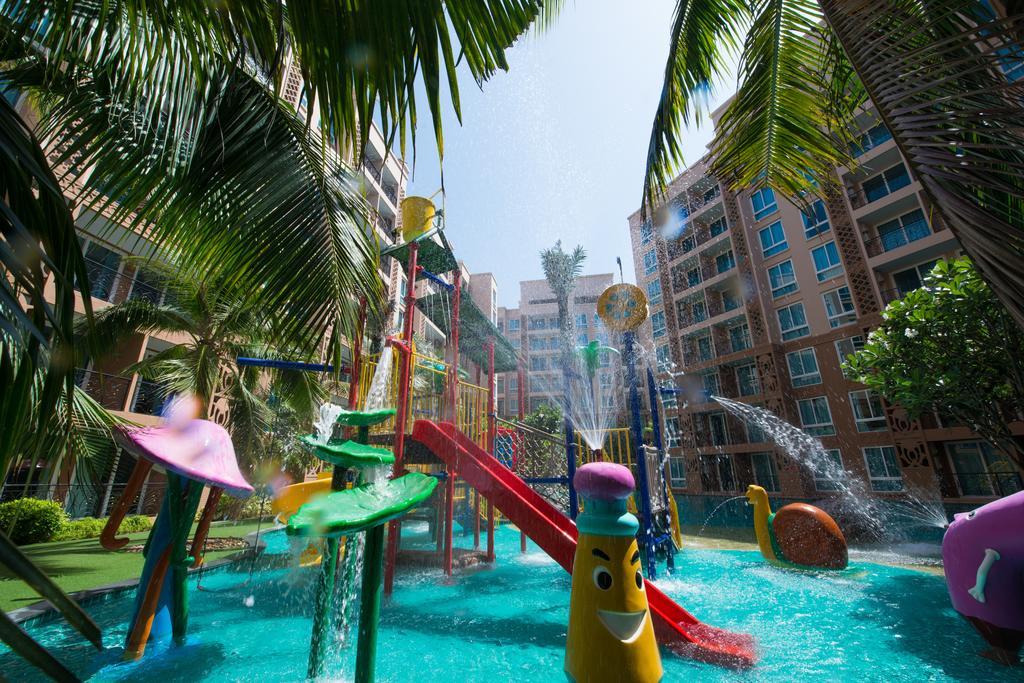 Atlantis Condo Resort Pattaya Pantai Jomtien Bagian luar foto
