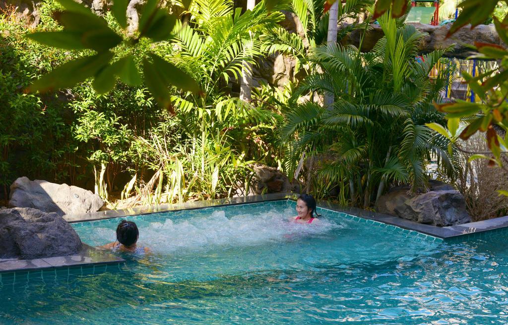 Atlantis Condo Resort Pattaya Pantai Jomtien Bagian luar foto